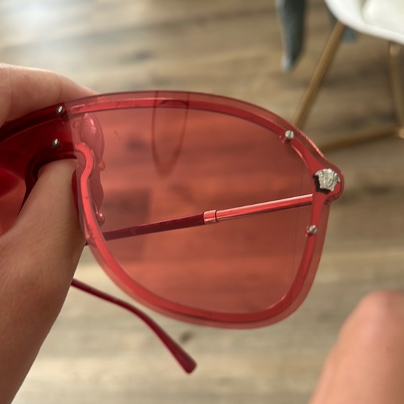 Versace Red Sunglasses - Picture 3 of 3